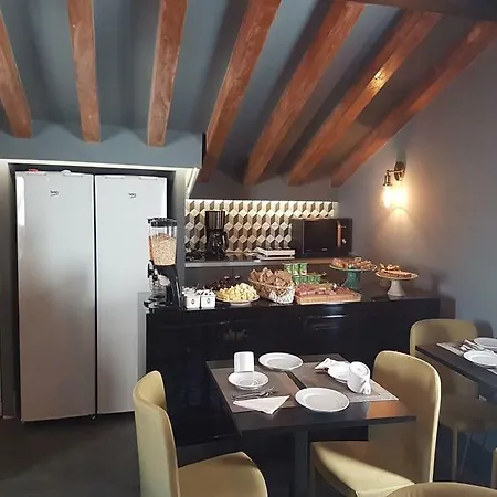 Couette-café Santa Luzia - Horigem 3*